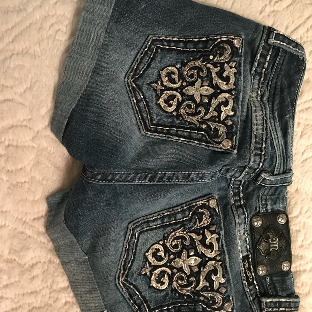 Miss me jean shorts size 30